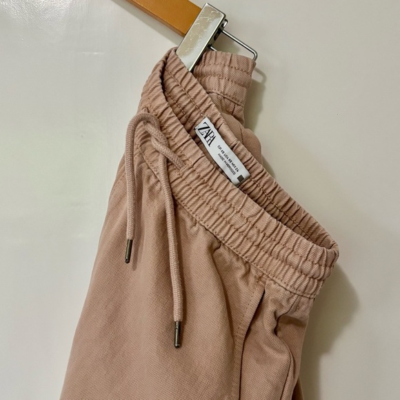 Zara Pants - Zara| Super Soft Wide Leg Loose Fit Casual Twill Pants in Tan Sz XS